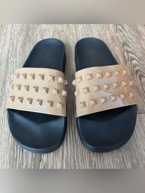 Carmen Sol Sandal Slides